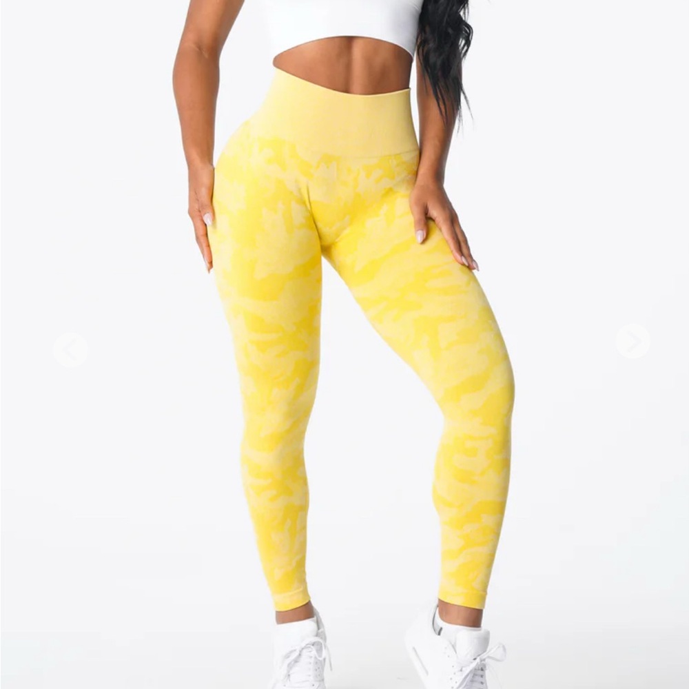 NVGTN Yellow Camouflage High-Waisted Leggings